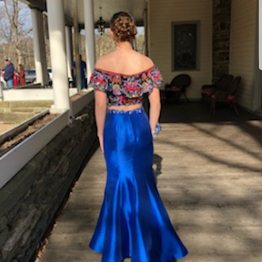 Prom dress